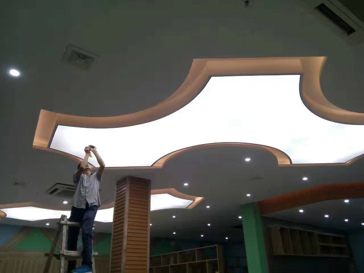 Translucent Shape Image